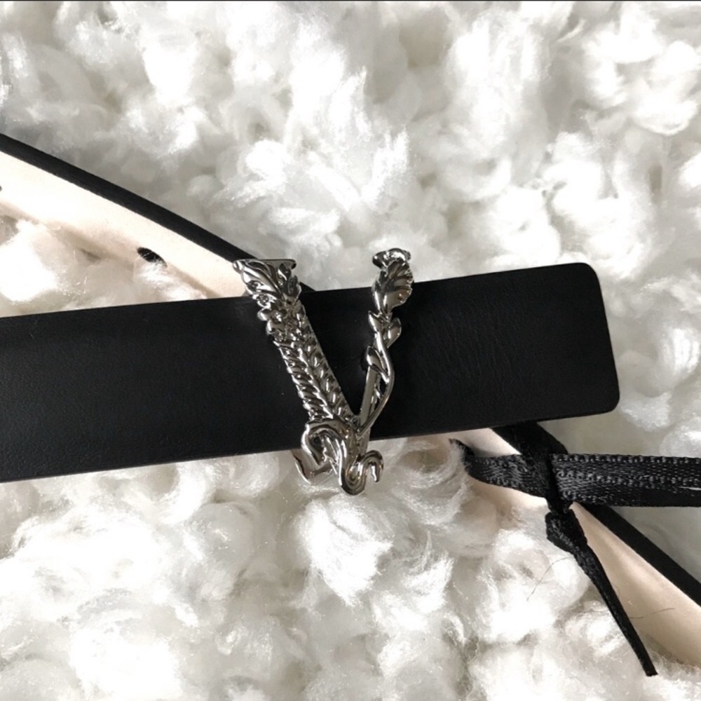 NWT Versace Virtus Thin Waist Belt Size 80 / Medium